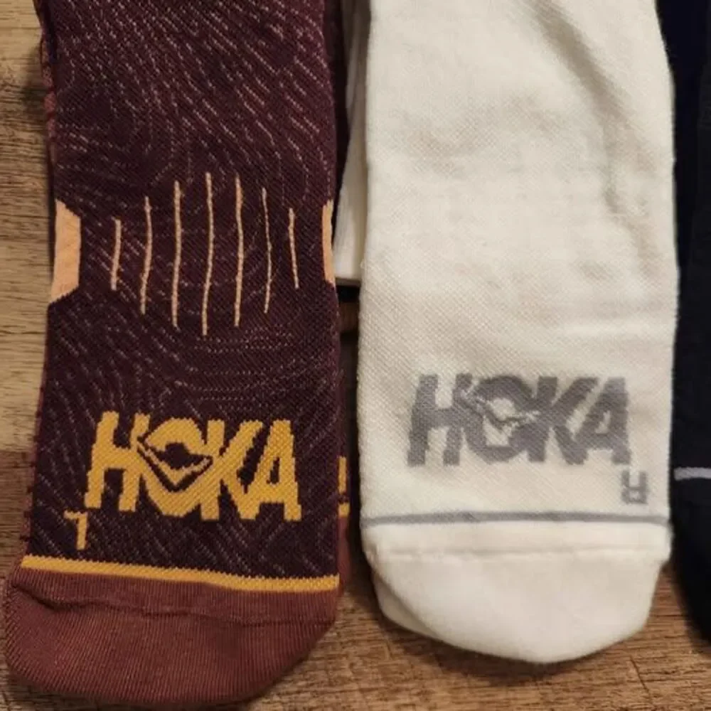Hoka Women's Socks MEDIUM NEW